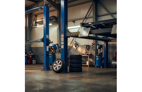 Elevador de 2 columnas vs. Elevador de tijera: Guía definitiva según el espacio de tu taller